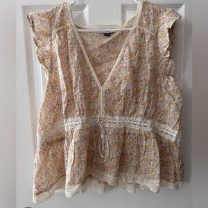 American Eagle Outfitters Floral Lace-Trim Peplum Top in Pink and Cream